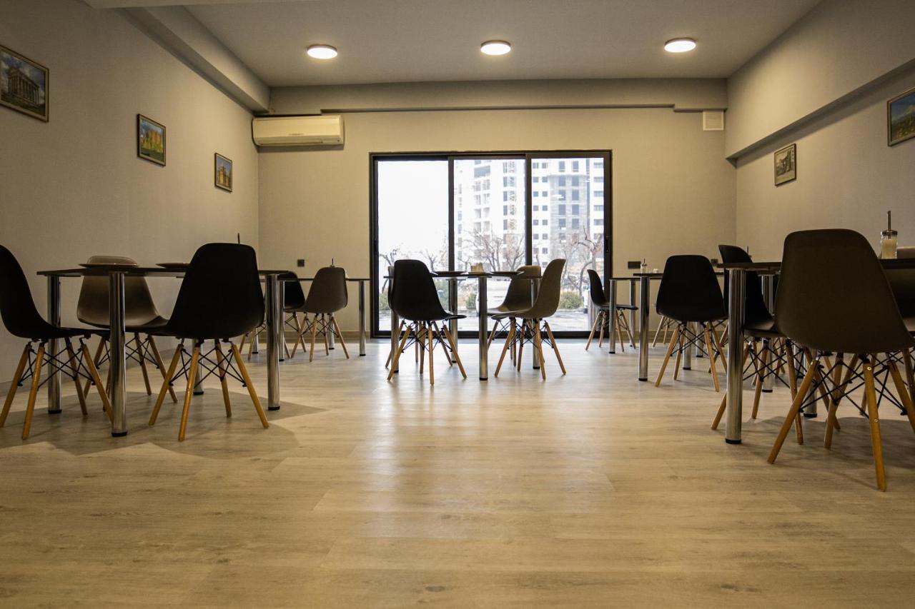 Inga Hotel 예레반 외부 사진