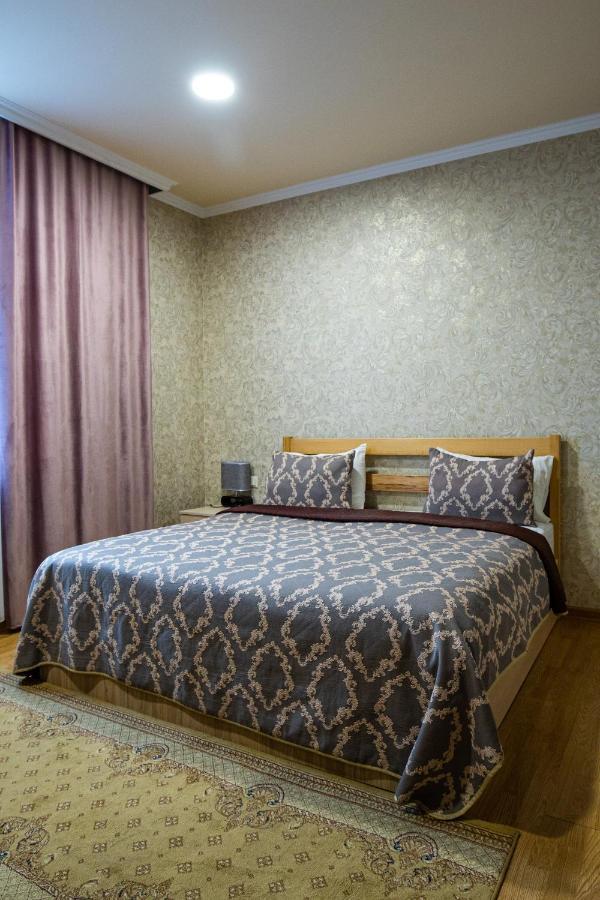 Inga Hotel 예레반 외부 사진