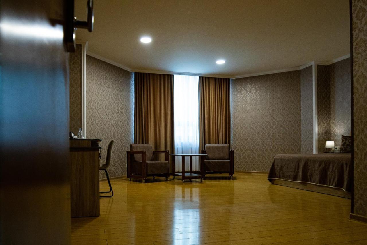 Inga Hotel 예레반 외부 사진