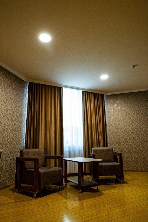 Inga Hotel 예레반 외부 사진